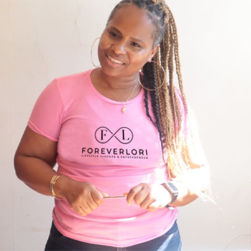 Meet your Posher, Lori